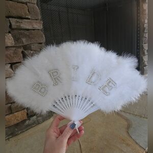 White Feather Bride Fan